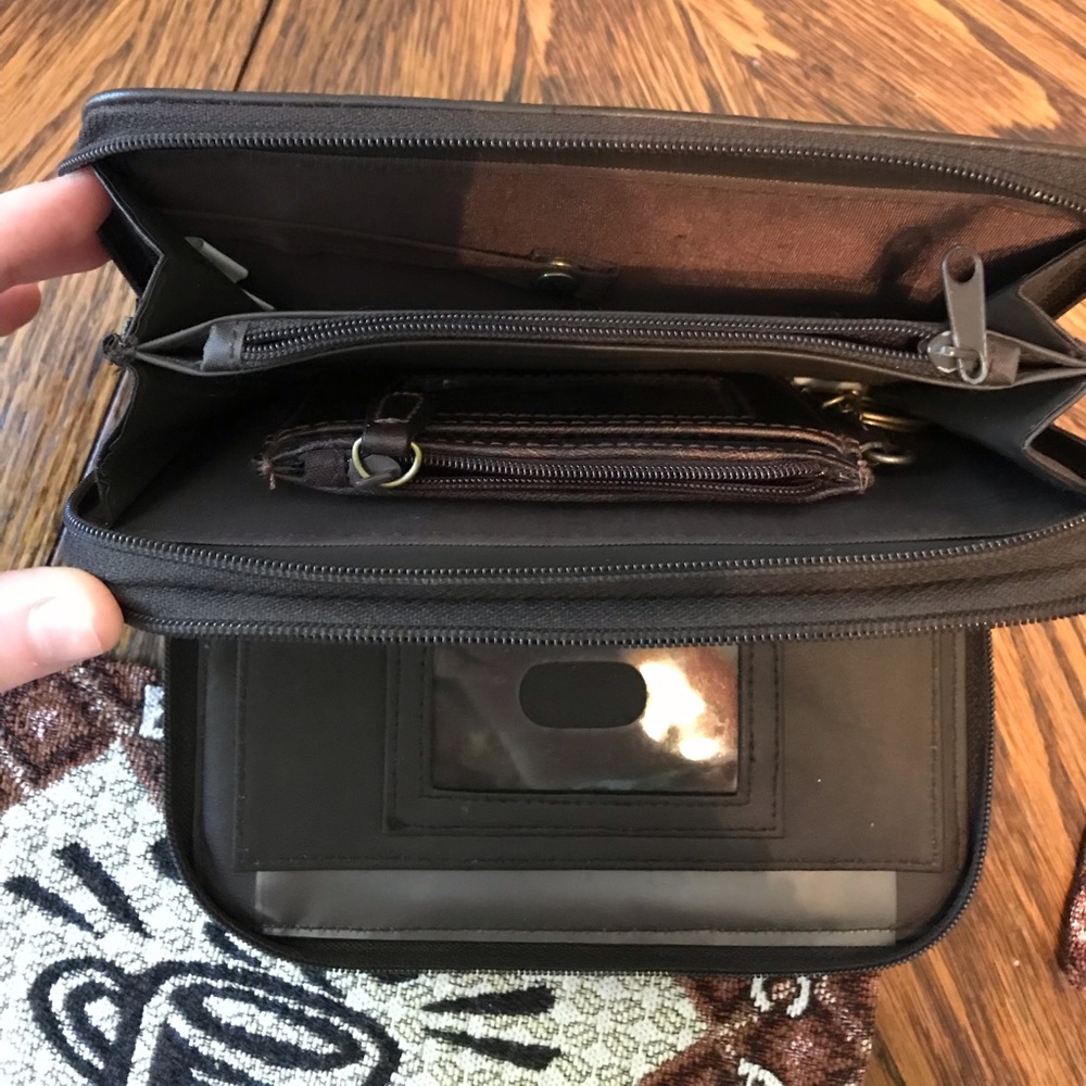 Black Wallet - Picture 3 of 3